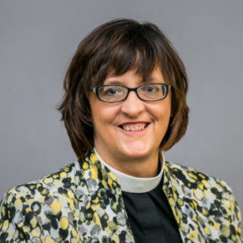 Headshot of Rev. Val McIntyre